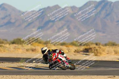 media/Jan-11-2025-CVMA (Sat) [[ddeb3f563a]]/Race 13-Amateur Supersport Open/